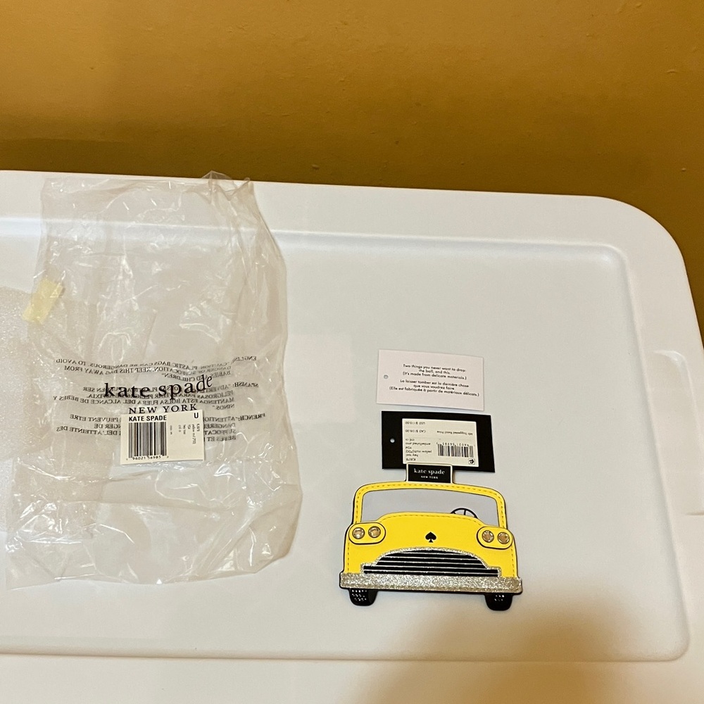 Kate Spade NewYork Hey Taxi Embellished card case